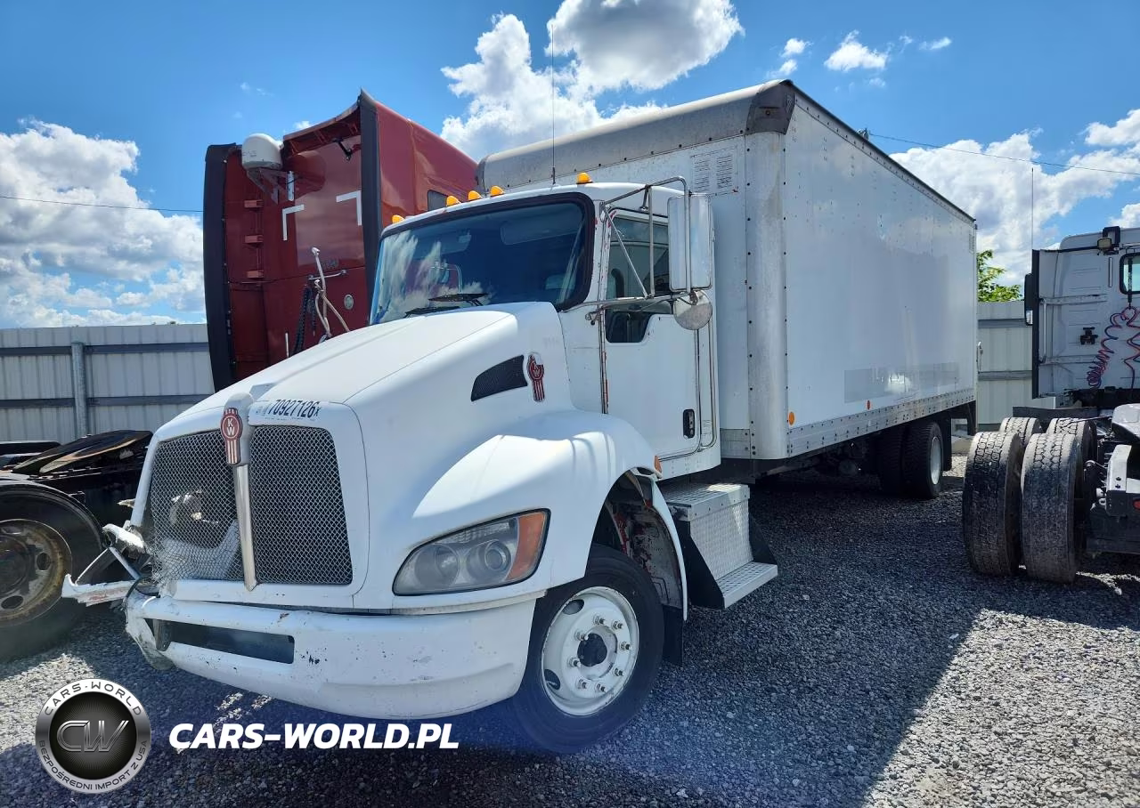 2015 Kenworth T270 Box Truck