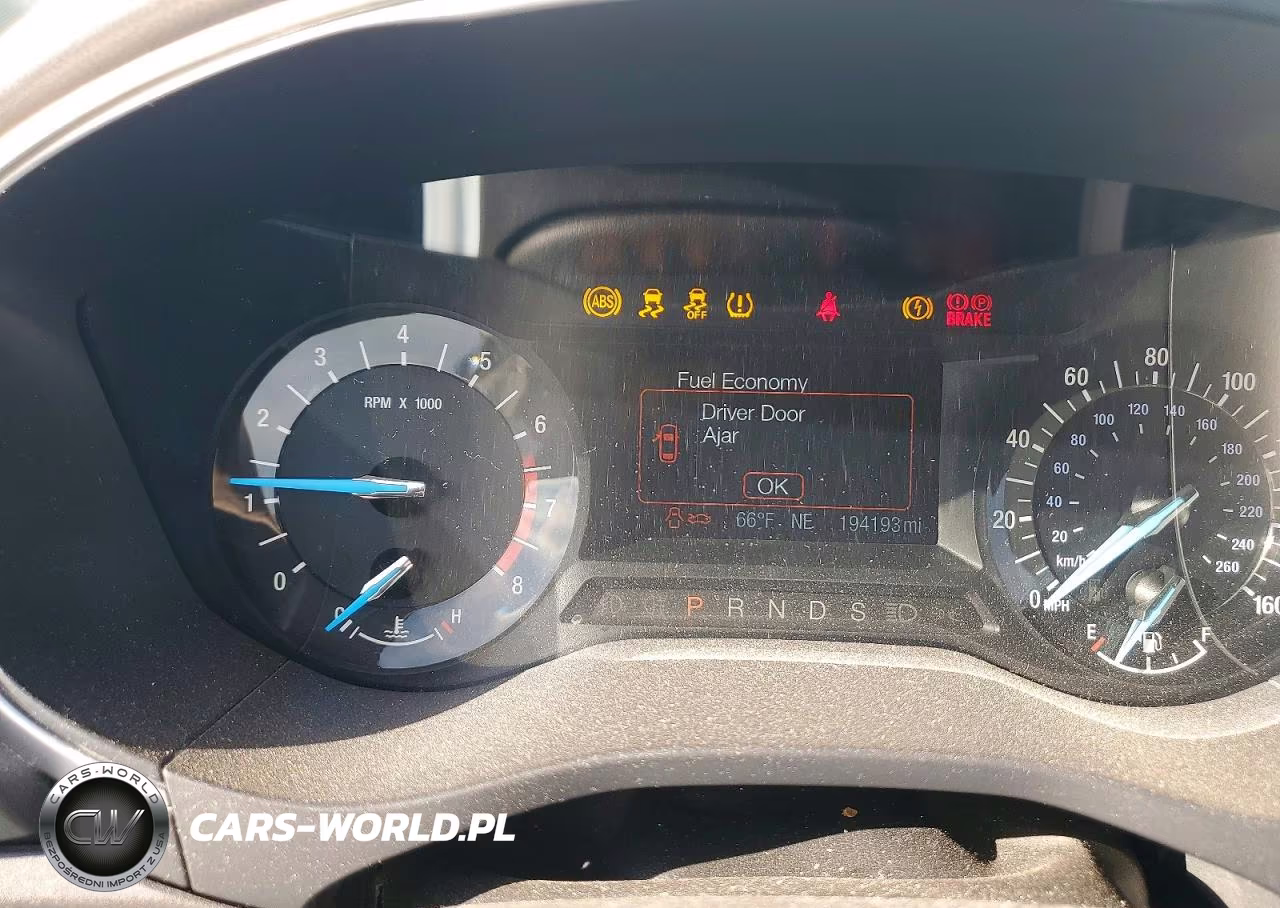 2014 Ford Fusion Se VIN:1FA6P0H78E5375142 - 9