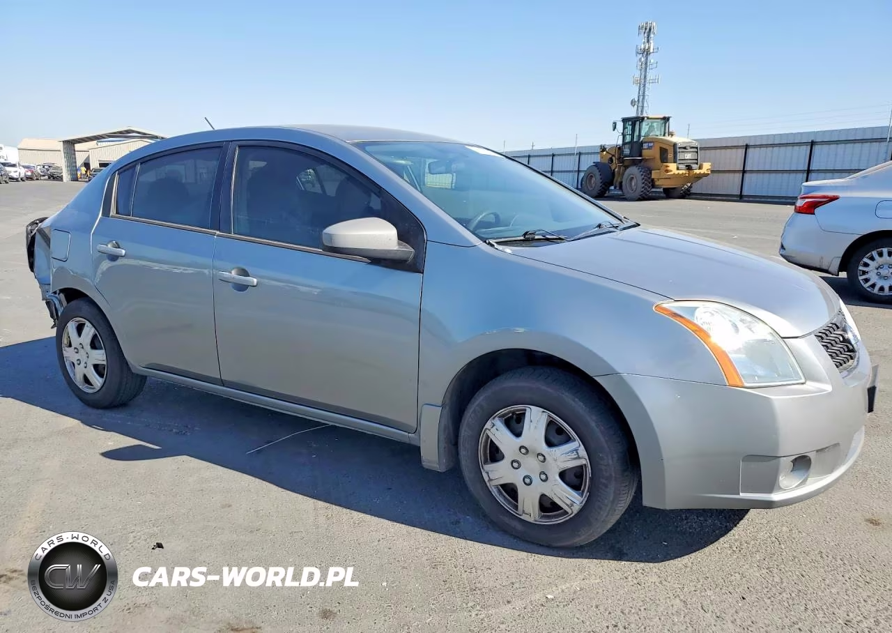 2009 Nissan Sentra 2.0 VIN:3N1AB61E79L636347 - 4
