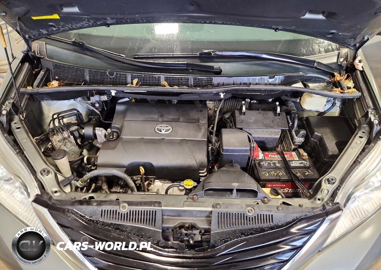 2014 Toyota Sienna Le VIN:5TDKK3DC3ES524742 - 12