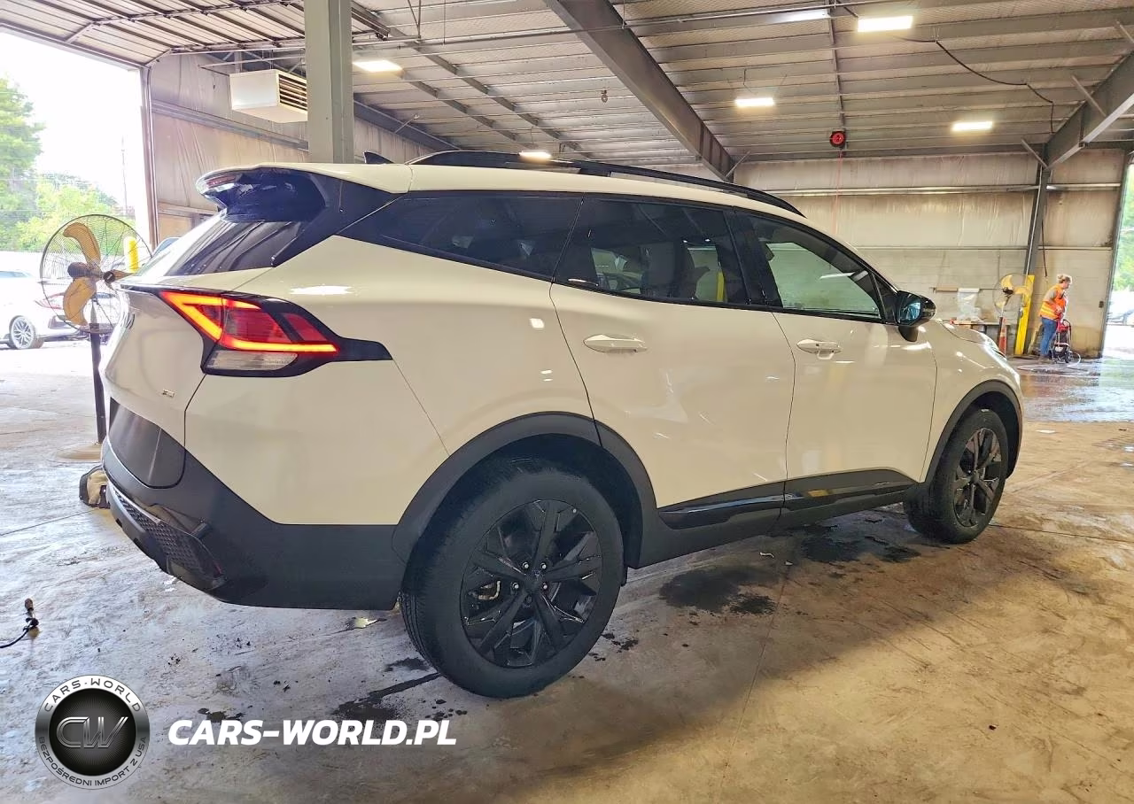2025 Kia Sportage X Line VIN:5XYK6CDF7SG323286 - 3