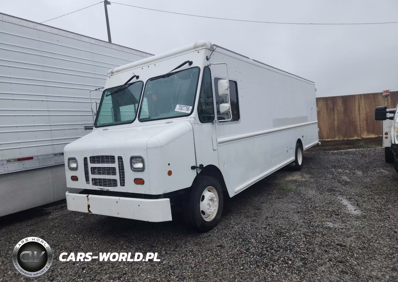 2016 Ford F59 Delivery Truck