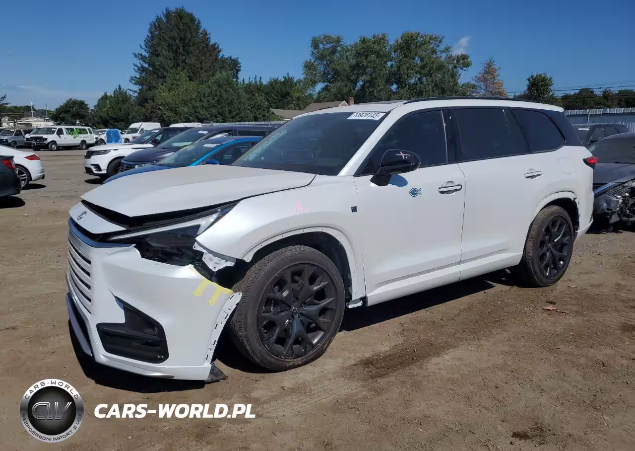 LEXUS