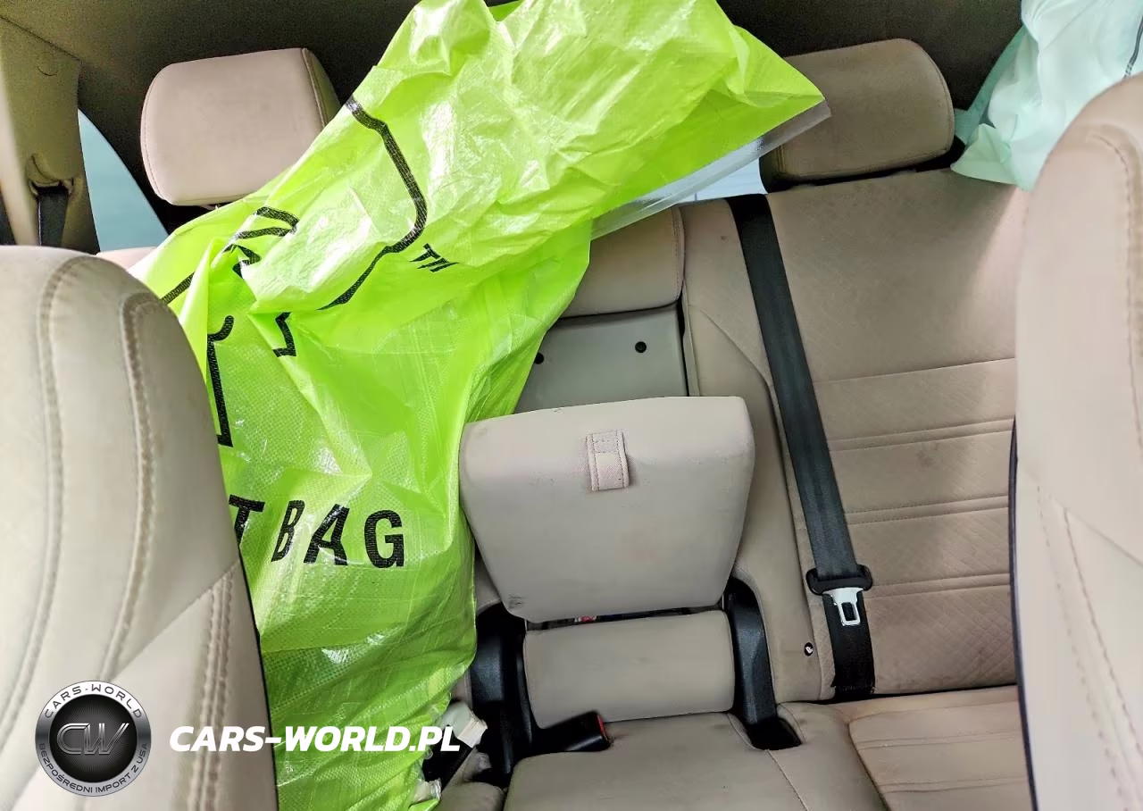 2018 Kia Sorento Lx VIN:5XYPGDA31JG368791 - 10
