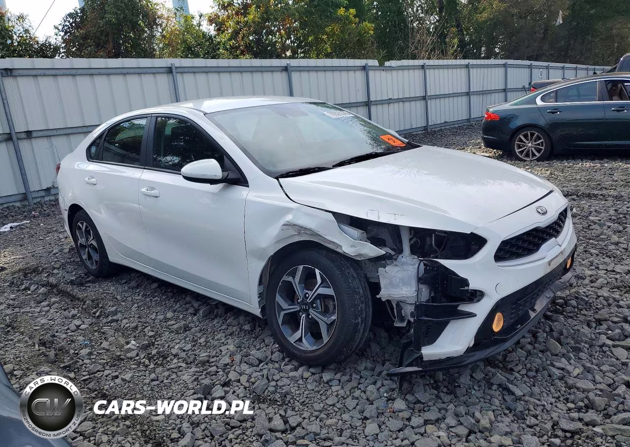 2021 Kia Forte Lxs VIN:3KPF24AD7ME284589 - 4