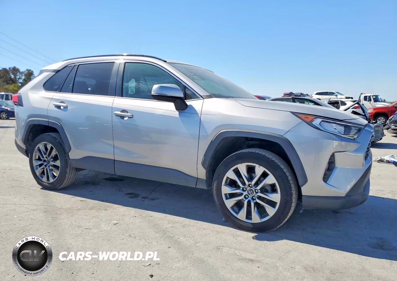 2019 Toyota Rav4 Xle Premium VIN:2T3C1RFV8KC011880 - 4