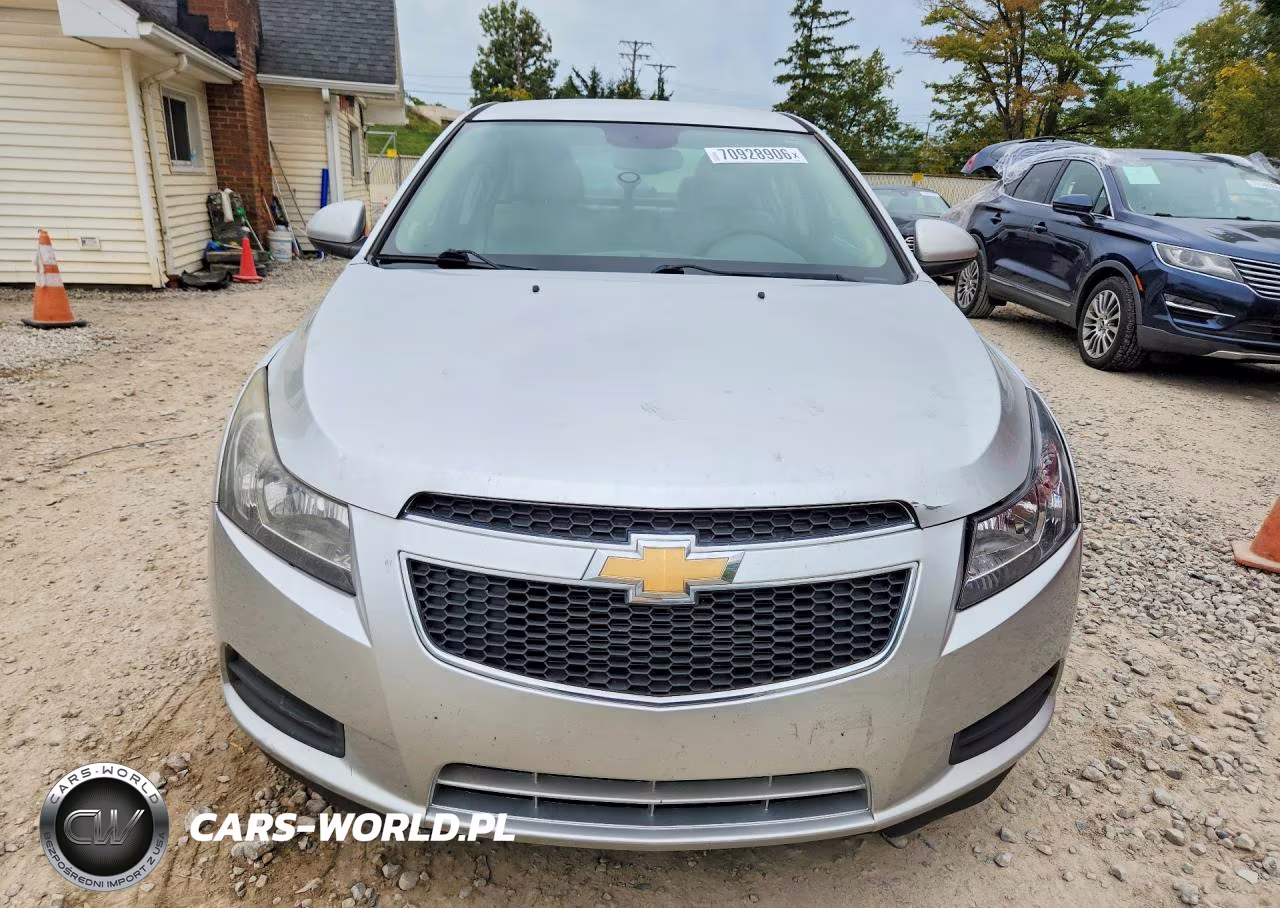 2014 Chevrolet Cruze Lt VIN:1G1PE5SB2E7130347 - 5