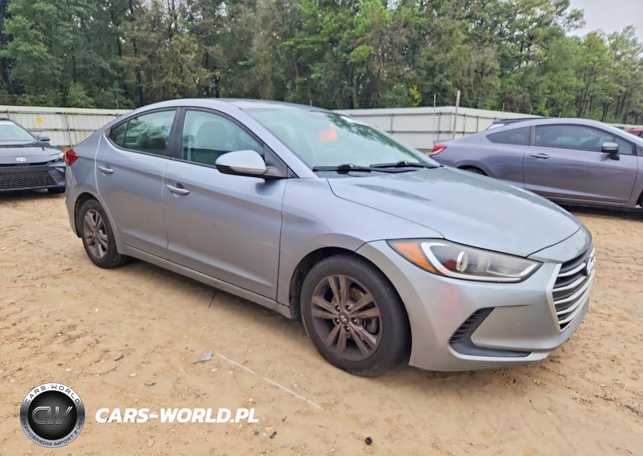 2017 Hyundai Elantra Se VIN:5NPD84LF3HH060936 - 4