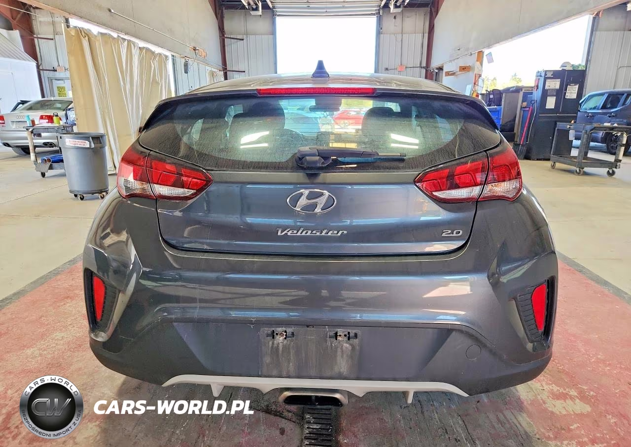 2020 Hyundai Veloster 2.0L VIN:KMHTG6AF9LU026460 - 6