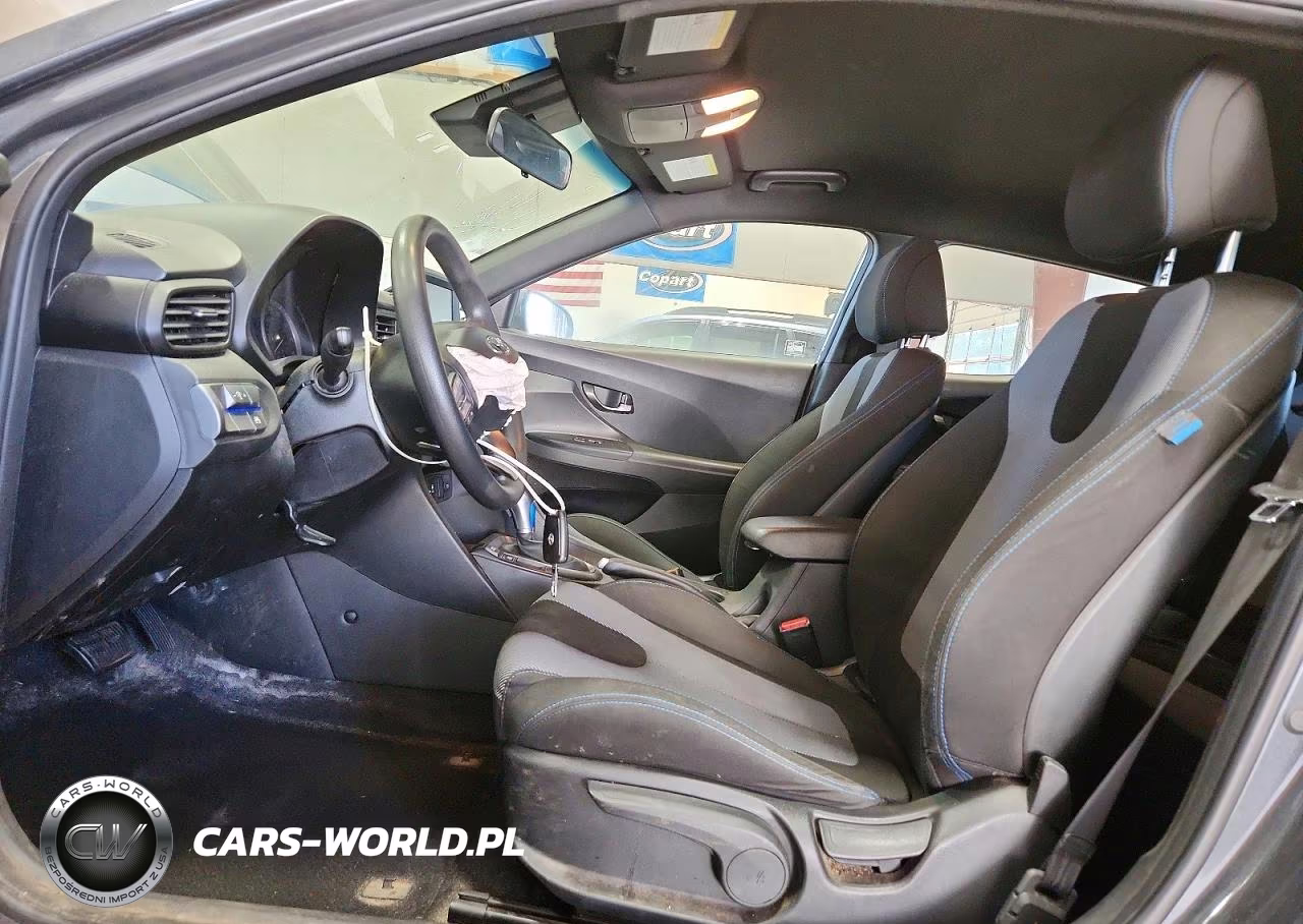 2020 Hyundai Veloster 2.0L VIN:KMHTG6AF9LU026460 - 7