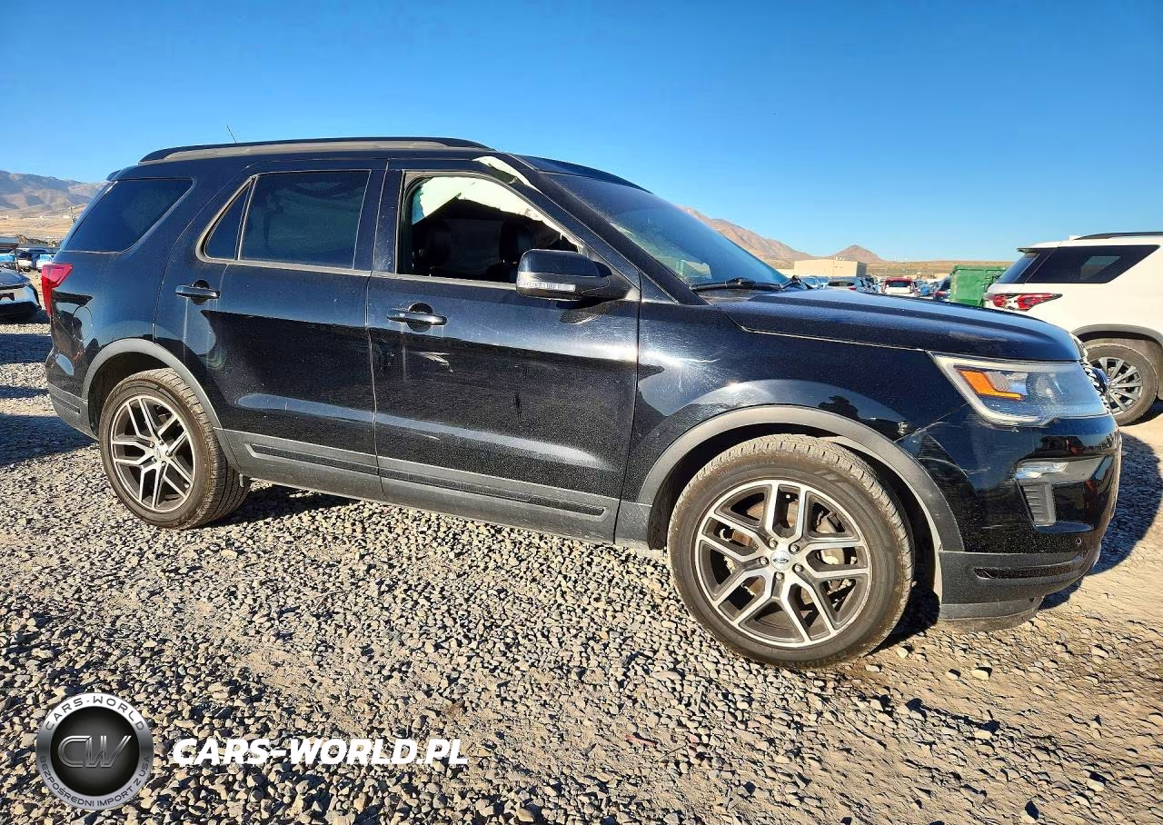 2018 Ford Explorer Sport VIN:1FM5K8GT3JGB80285 - 4