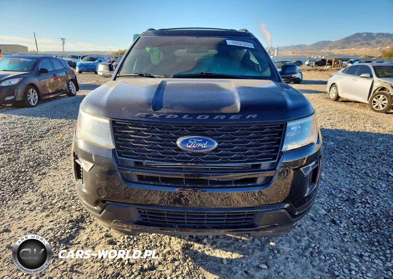 2018 Ford Explorer Sport VIN:1FM5K8GT3JGB80285 - 5