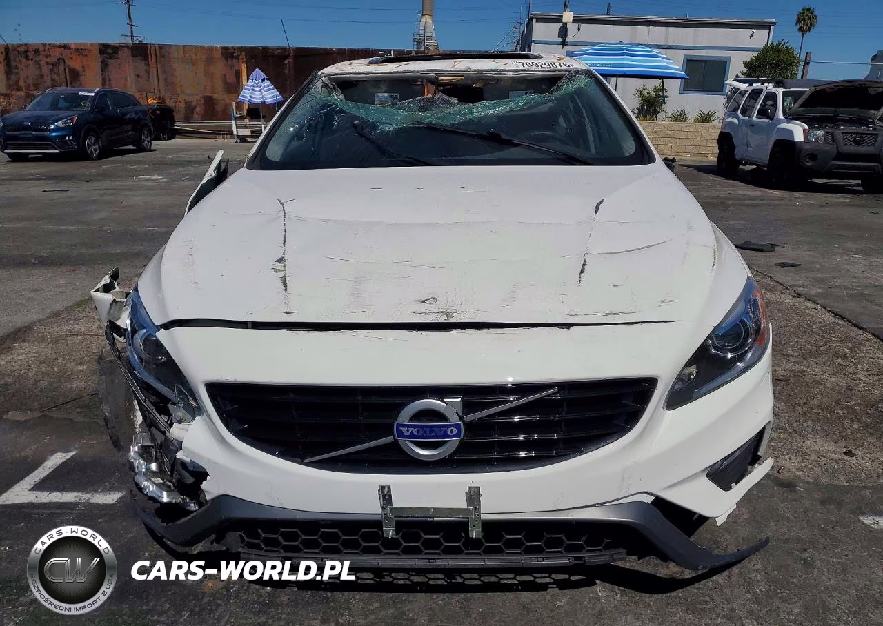 2017 Volvo S60 VIN:YV126MFL9H2439255 - 5
