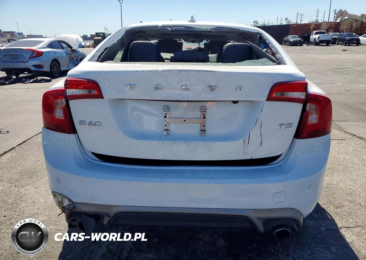 2017 Volvo S60 VIN:YV126MFL9H2439255 - 6