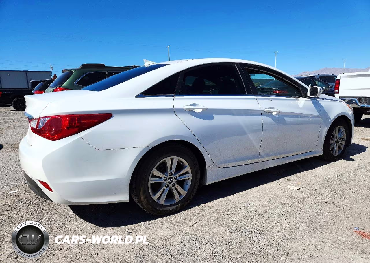 2014 Hyundai Sonata Gls VIN:5NPEB4AC8EH880505 - 3
