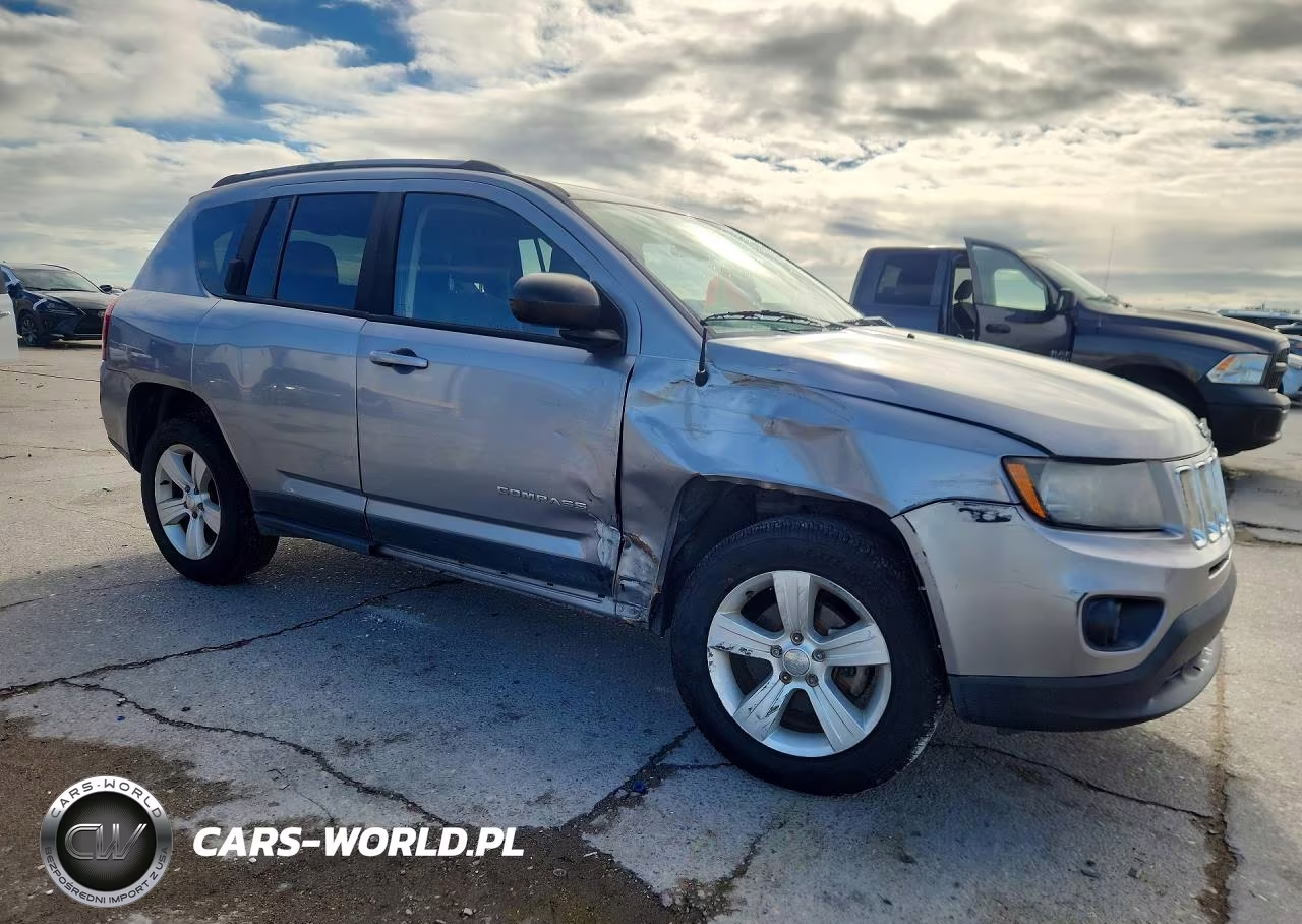 2016 Jeep Compass Sport VIN:1C4NJDBB1GD617919 - 4
