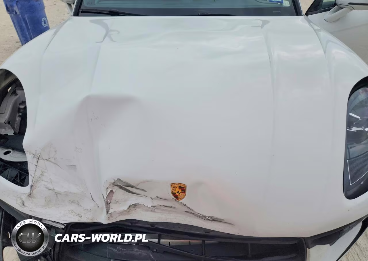2022 Porsche Macan VIN:WP1AA2A5XNLB06208 - 11