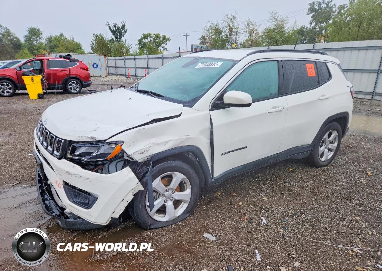 2018 Jeep Compass Latitude VIN:3C4NJCBB2JT377047 - 1