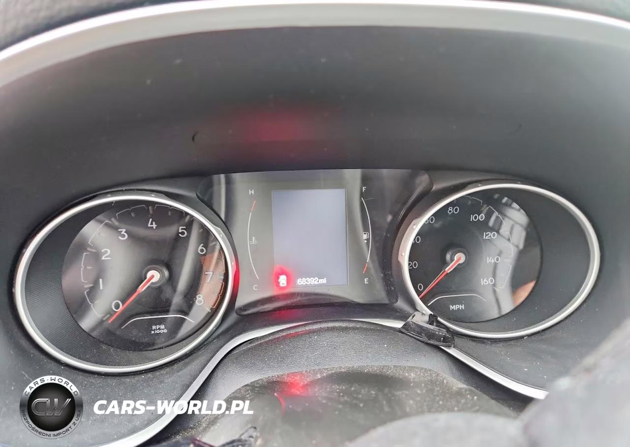2018 Jeep Compass Latitude VIN:3C4NJCBB2JT377047 - 9