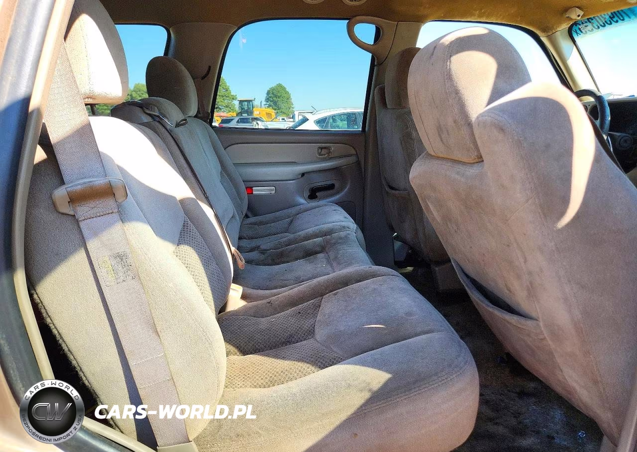 2003 Chevrolet Tahoe C1500 VIN:1GNEC13V43R154079 - 11