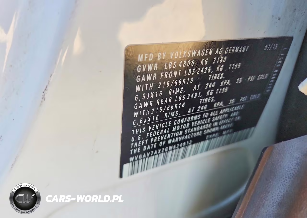 2016 Volkswagen Tiguan S VIN:WVGAV7AX2GW524912 - 13