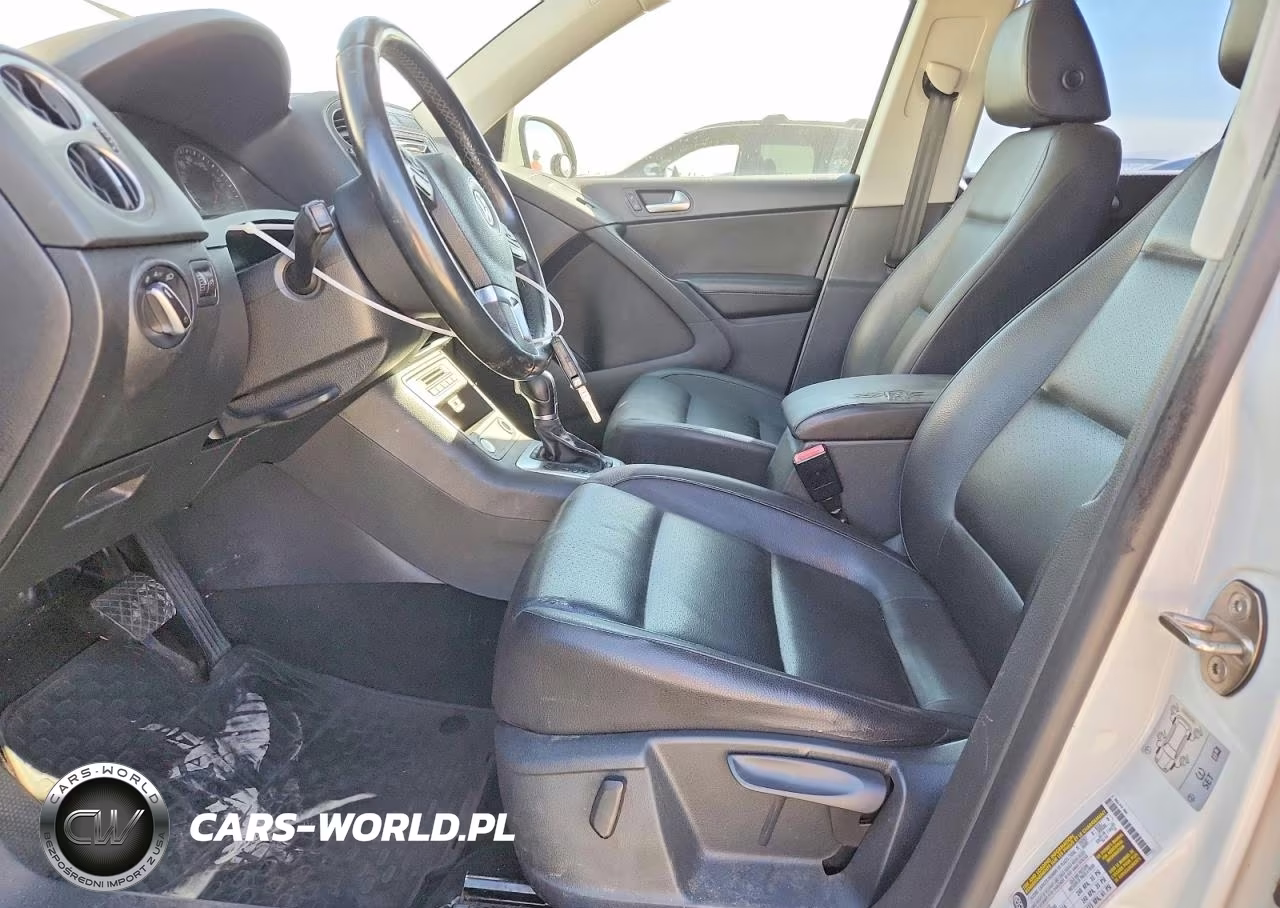 2016 Volkswagen Tiguan S VIN:WVGAV7AX2GW524912 - 7