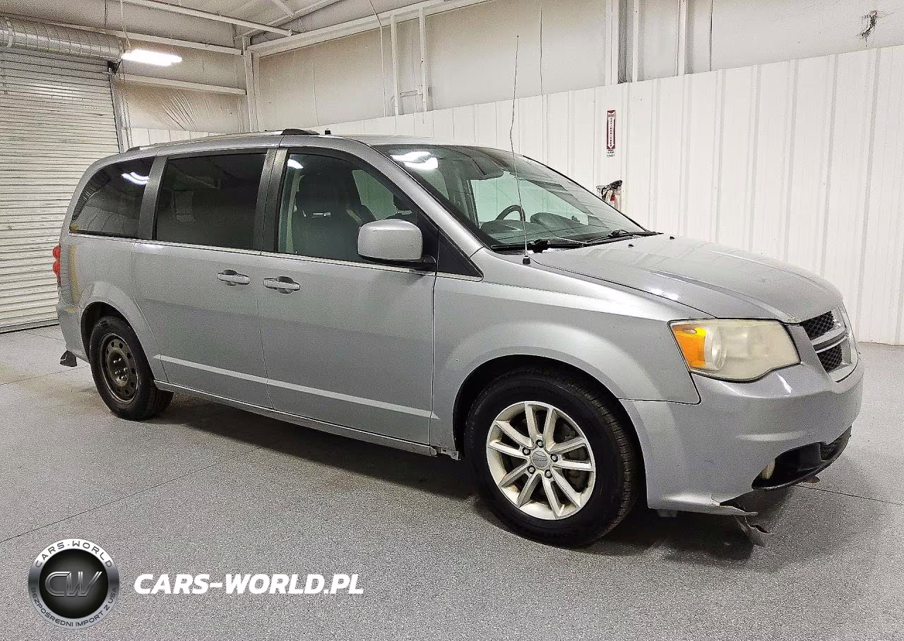 2018 Dodge Grand Caravan Sxt VIN:2C4RDGCG5JR282057 - 4