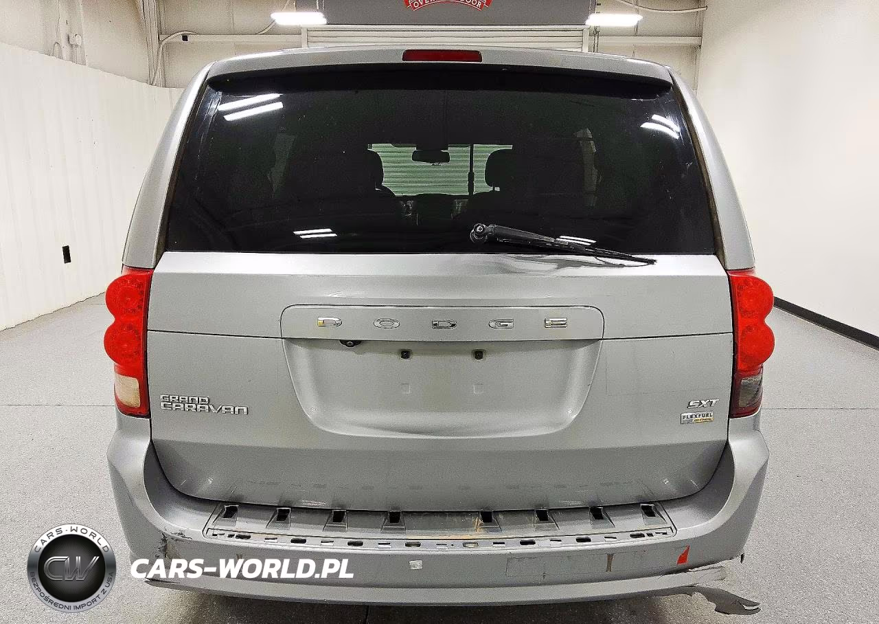 2018 Dodge Grand Caravan Sxt VIN:2C4RDGCG5JR282057 - 6