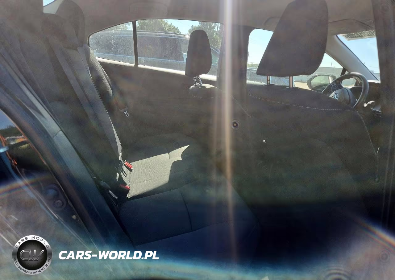 2025 Toyota Corolla Hybrid Le VIN:JTDBCMFE8SJ047428 - 10