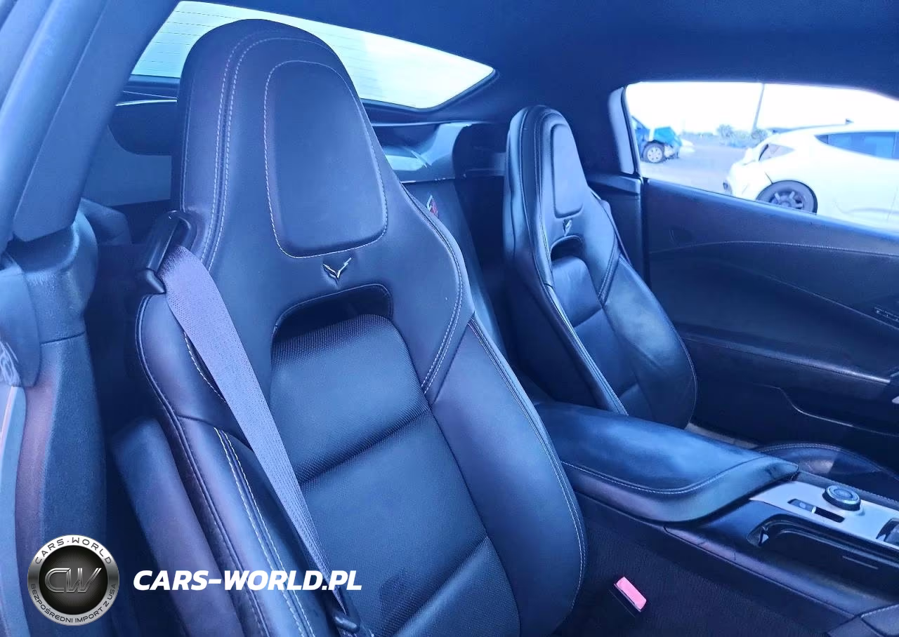 2015 Chevrolet Corvette Stingray Z51 3Lt VIN:1G1YM3D75F5104763 - 10