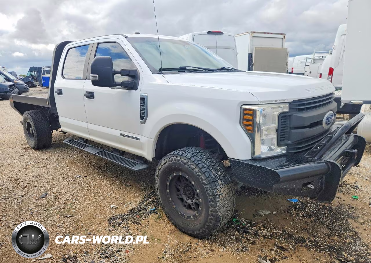 2018 Ford F250 Super Duty VIN:1FT7W2BT8JEB31293 - 4