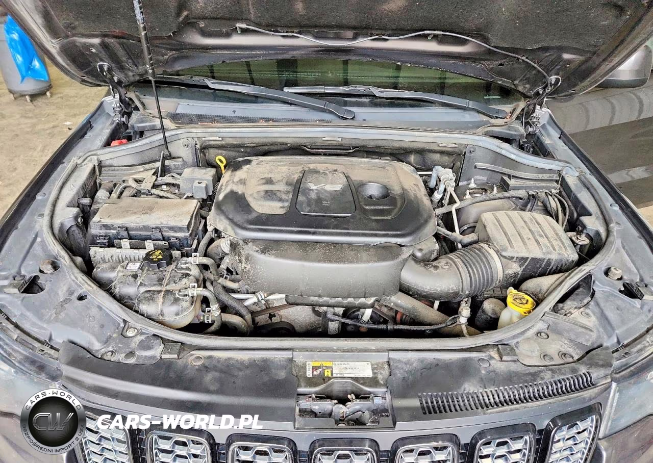 2018 Jeep Grand Cherokee Laredo VIN:1C4RJFAG0JC487414 - 12