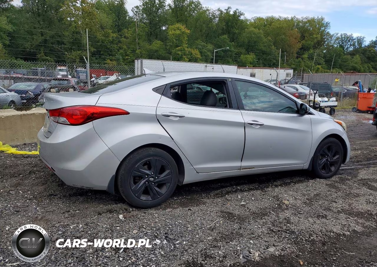 2012 Hyundai Elantra Limited VIN:KMHDH4AE2CU309912 - 3