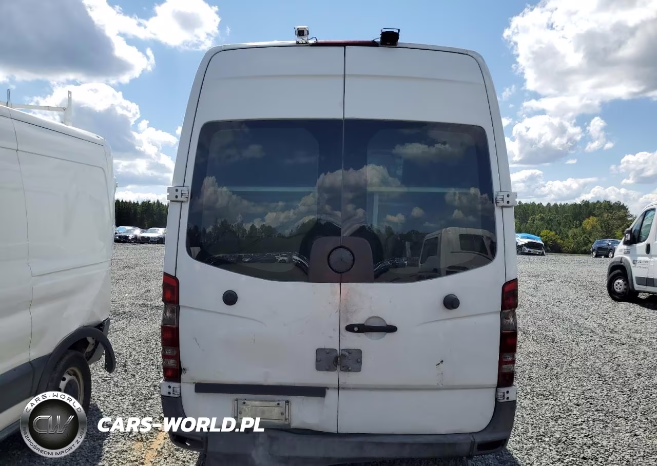 2010 Mercedes-Benz Sprinter 2500 VIN:WD3PE7CC5A5472210 - 6