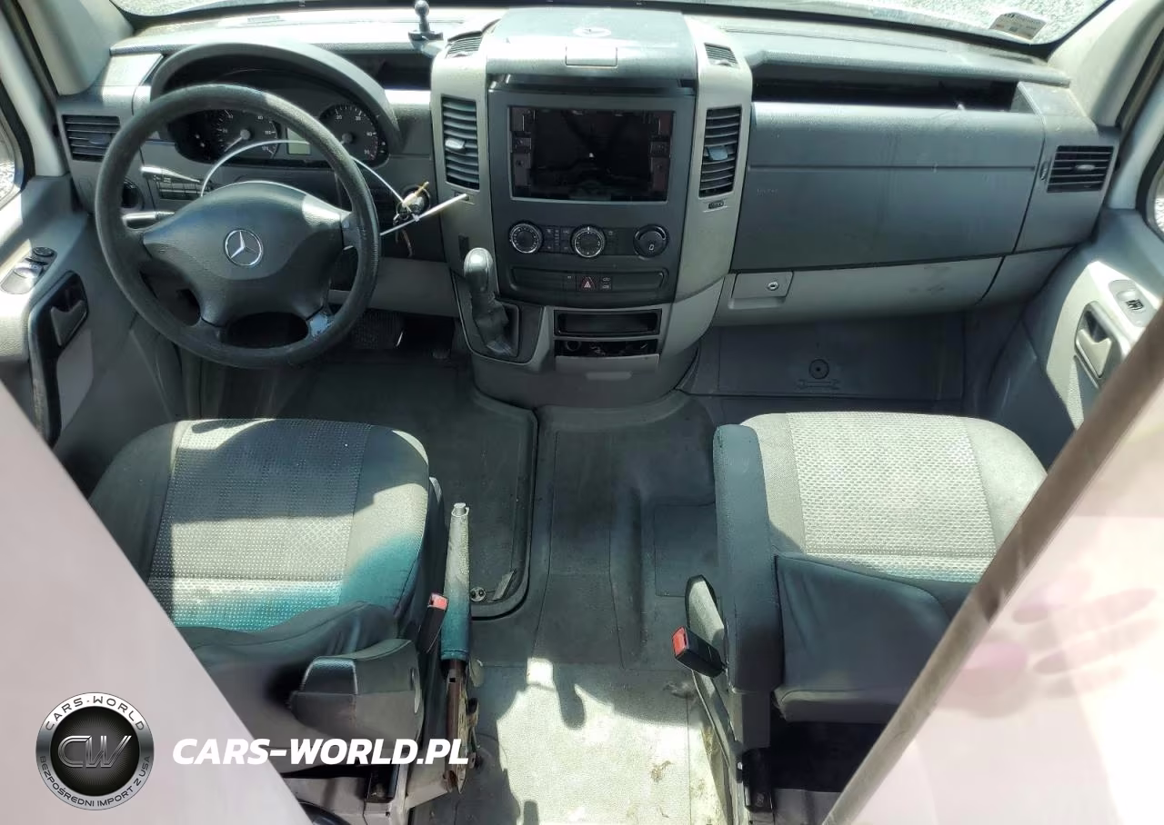 2010 Mercedes-Benz Sprinter 2500 VIN:WD3PE7CC5A5472210 - 8