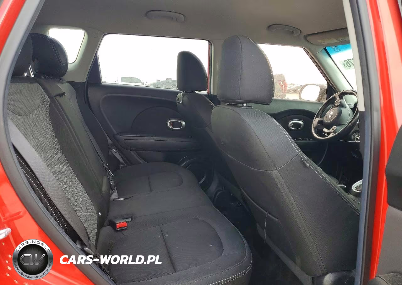 2017 Kia Soul + VIN:KNDJP3A5XH7477565 - 10