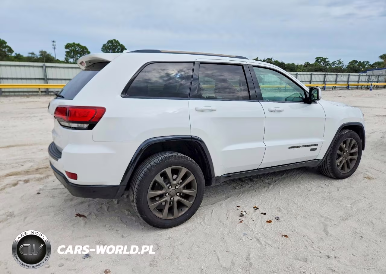 2016 Jeep Grand Cherokee Limited VIN:1C4RJFBG6GC475923 - 3