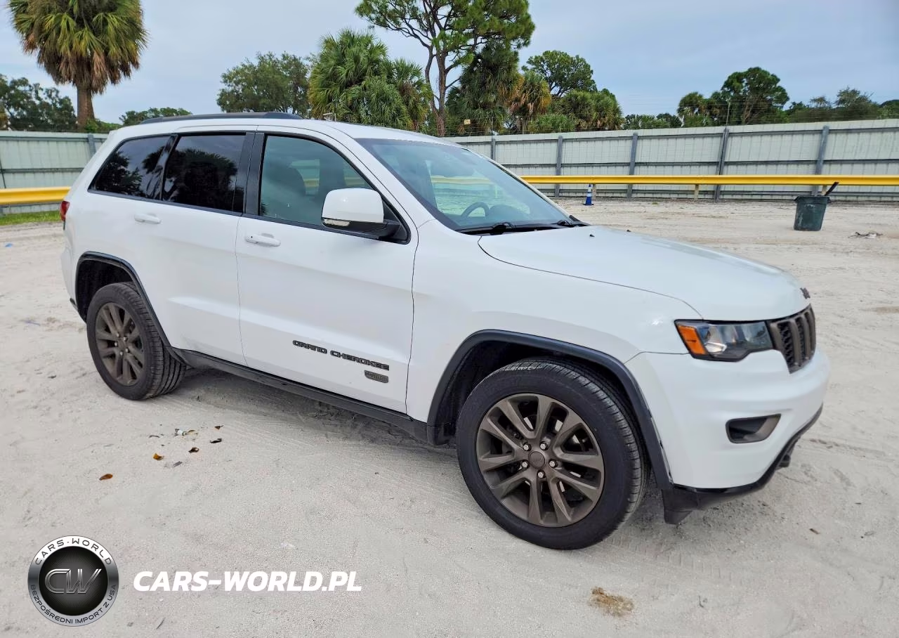 2016 Jeep Grand Cherokee Limited VIN:1C4RJFBG6GC475923 - 4