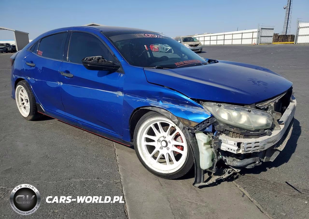2018 Honda Civic Sport VIN:SHHFK7H40JU419519 - 4