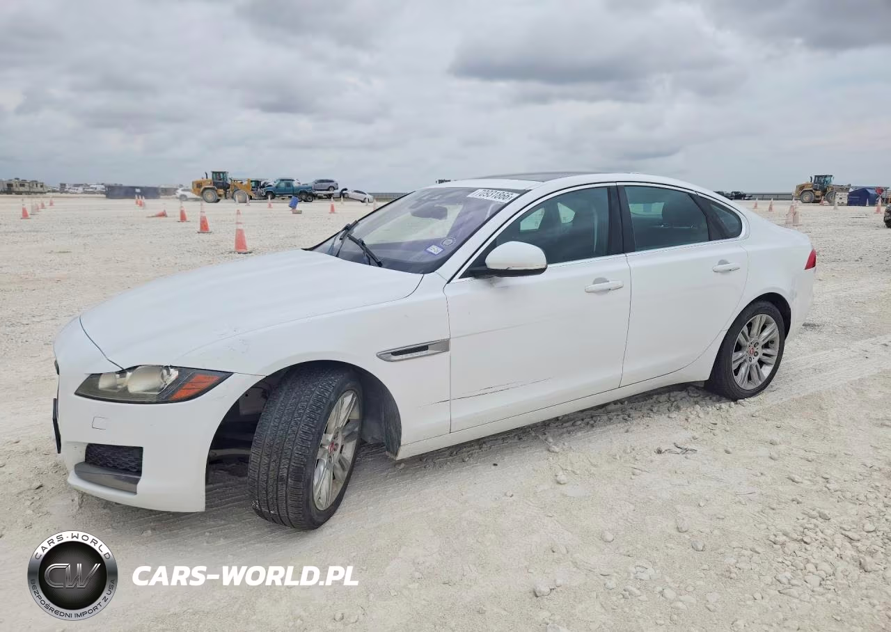 2017 Jaguar Xf