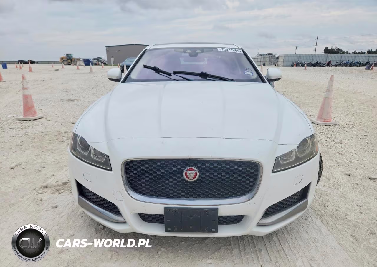 2017 Jaguar Xf VIN:SAJBR4BV4HCY27252 - 5