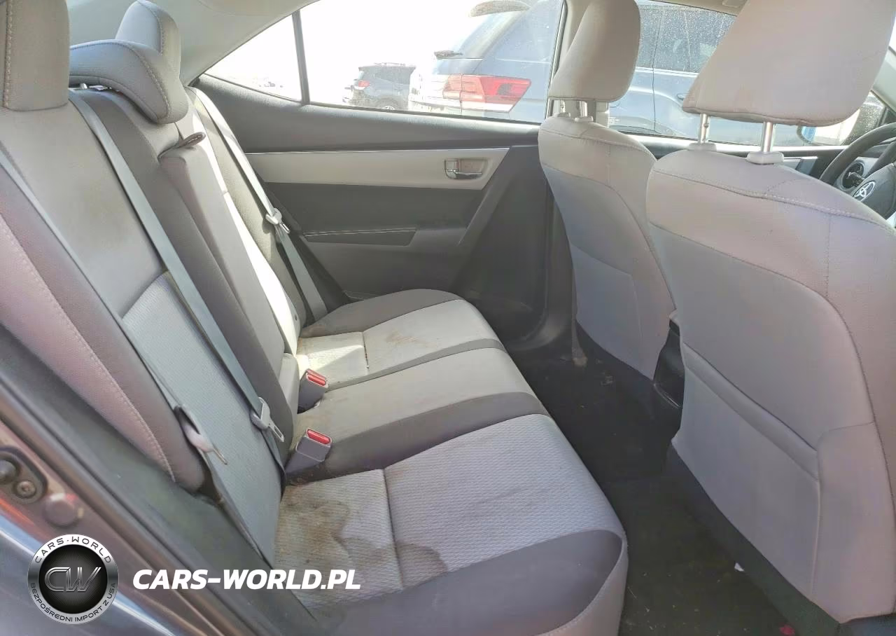 2017 Toyota Corolla Le VIN:5YFBURHE3HP723215 - 10