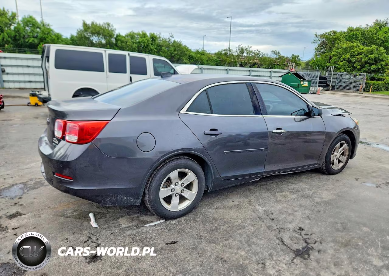 2013 Chevrolet Malibu Ls VIN:1G11B5SA6DF250064 - 3