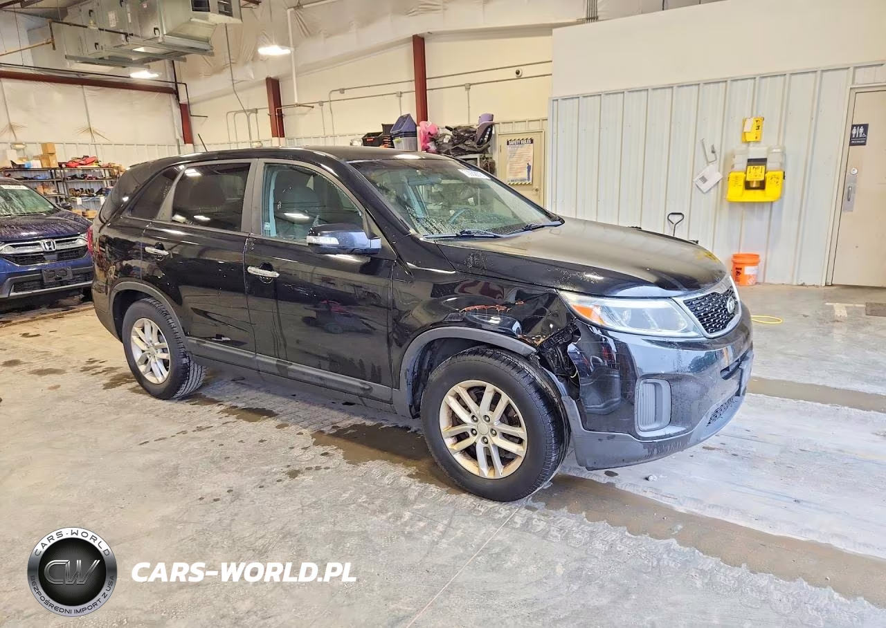 2015 Kia Sorento Lx VIN:5XYKT3A68FG644188 - 4