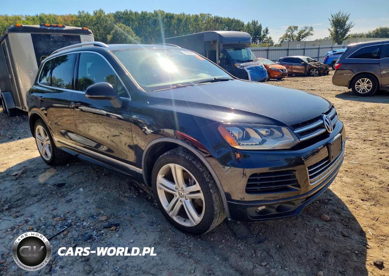 2014 Volkswagen Touareg V6 VIN:WVGDF9BP8ED009412 - 4