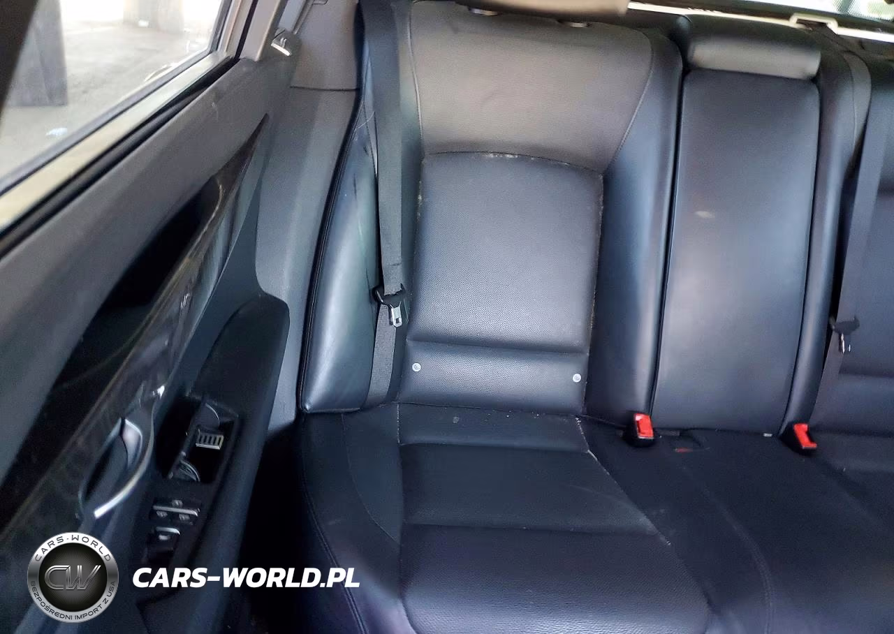 2012 BMW 750 Li VIN:WBAKB8C52CC852469 - 10