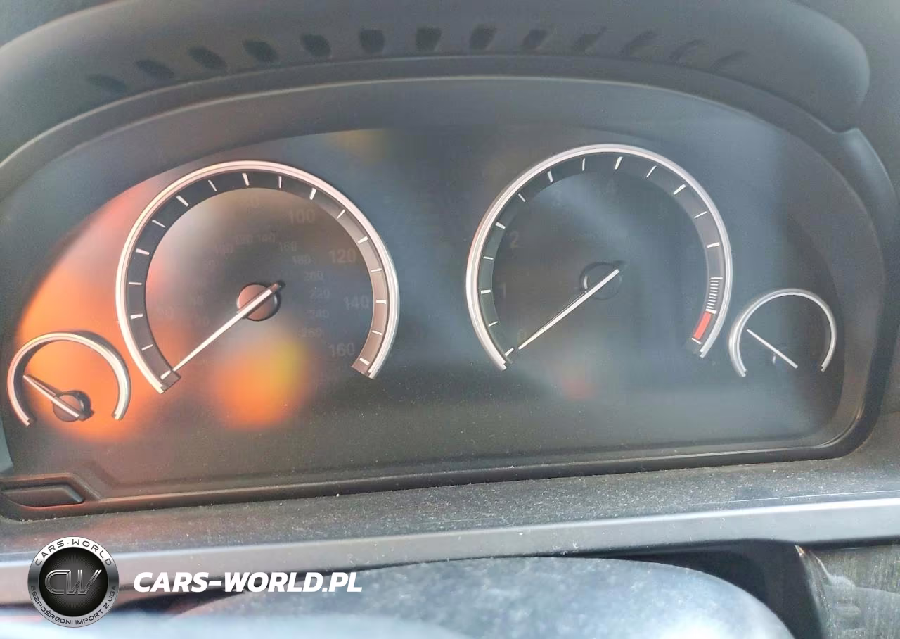 2012 BMW 750 Li VIN:WBAKB8C52CC852469 - 9