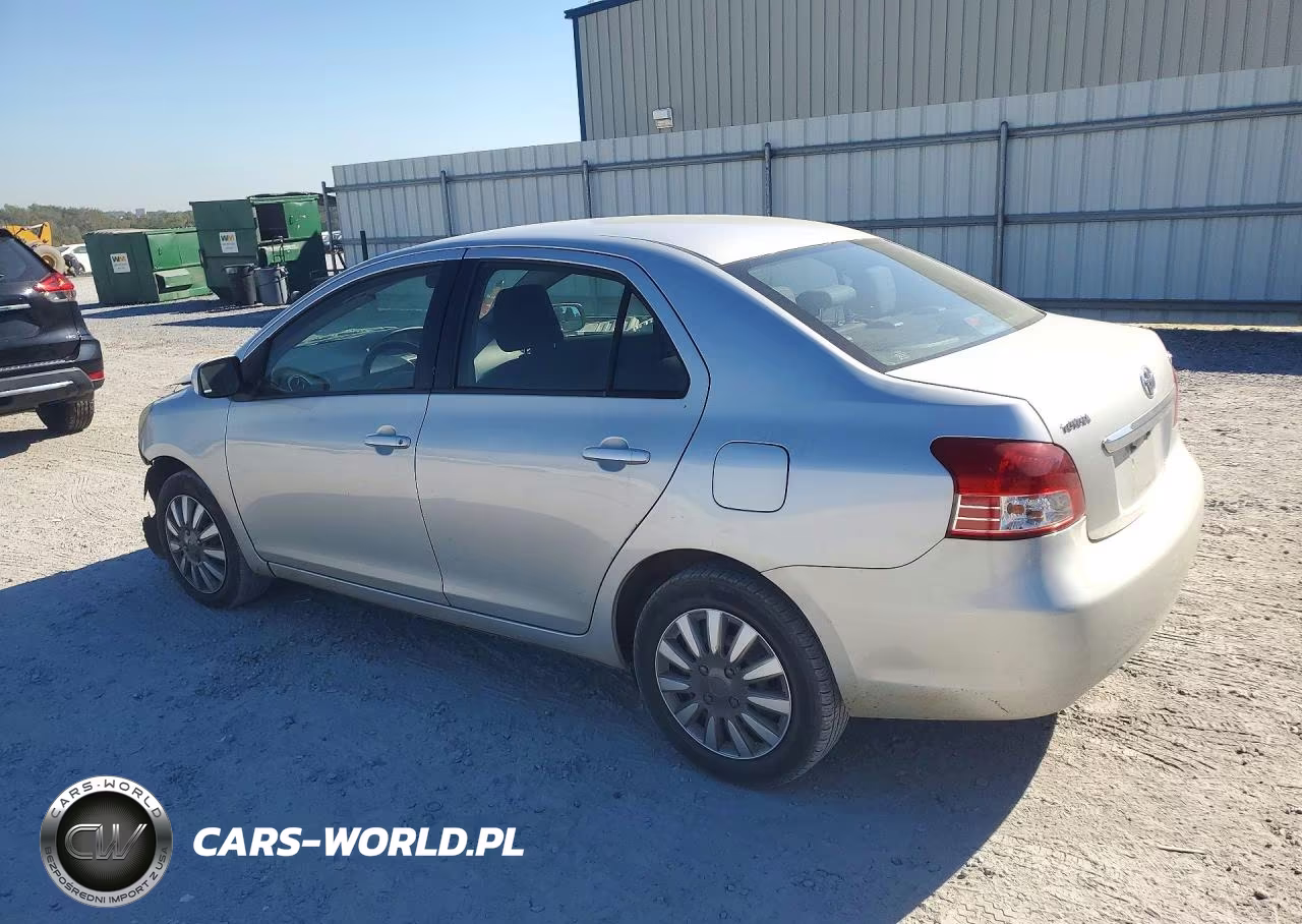 2011 Toyota Yaris Base VIN:JTDBT4K33B4082980 - 2