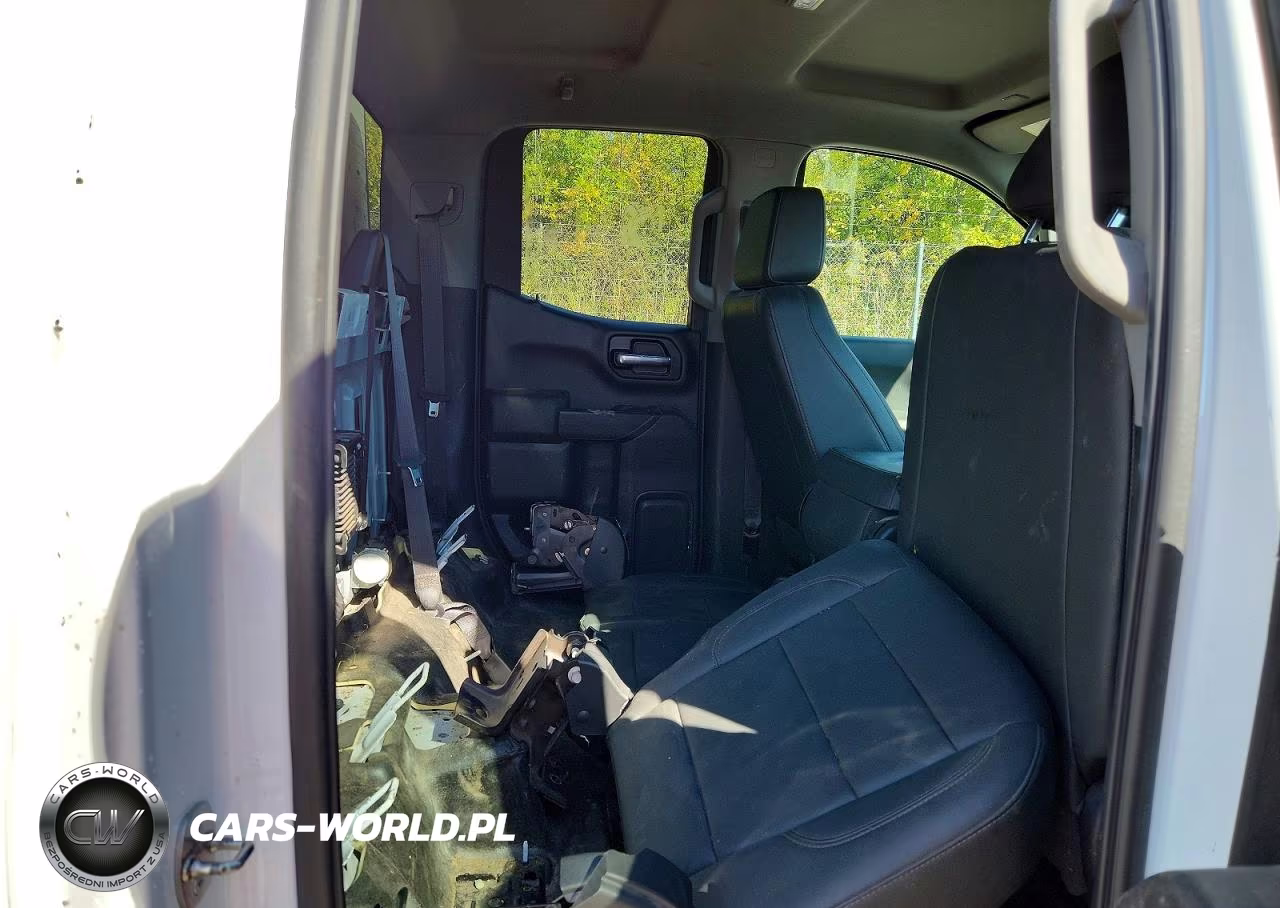 2022 Chevrolet Silverado K1500 VIN:1GCRDAEK9NZ509468 - 10