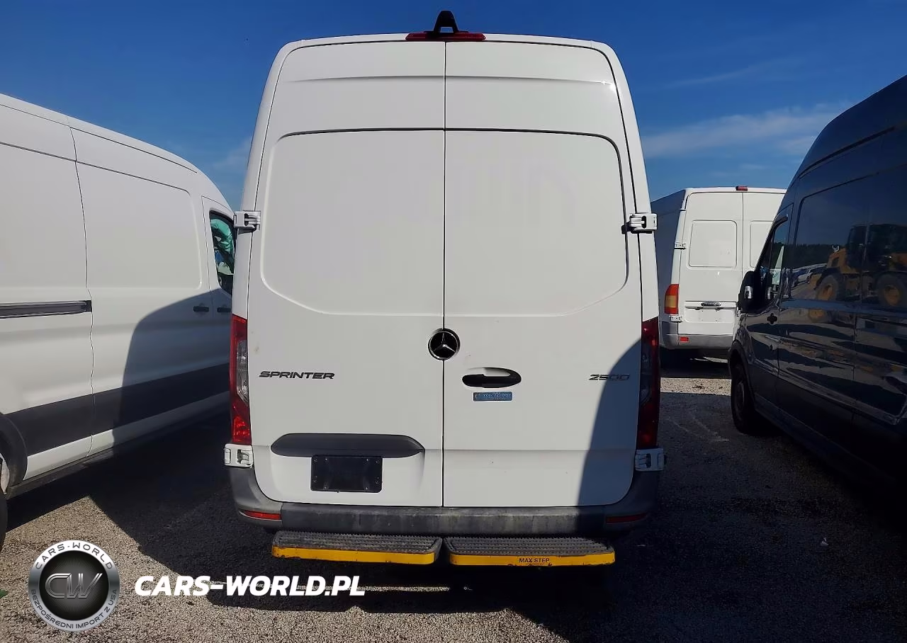2023 Mercedes-Benz Sprinter 2500 VIN:W1Y4KBHY9PT122619 - 6